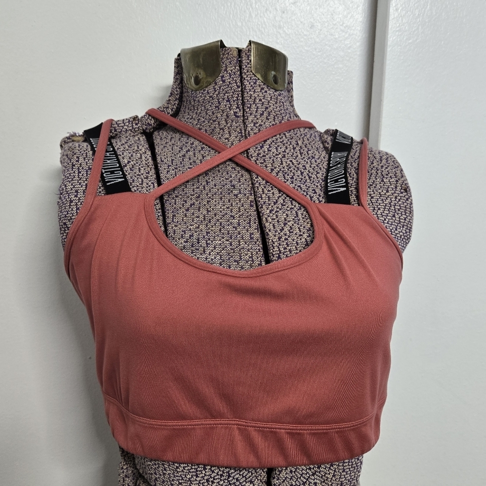 Victoria Secret Sport Coral Lounge Sports Bra The Player Racerback Size Medium
